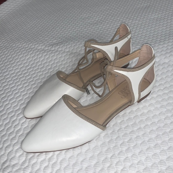 Franco Sarto white and beige cutout flats - Picture 1 of 4